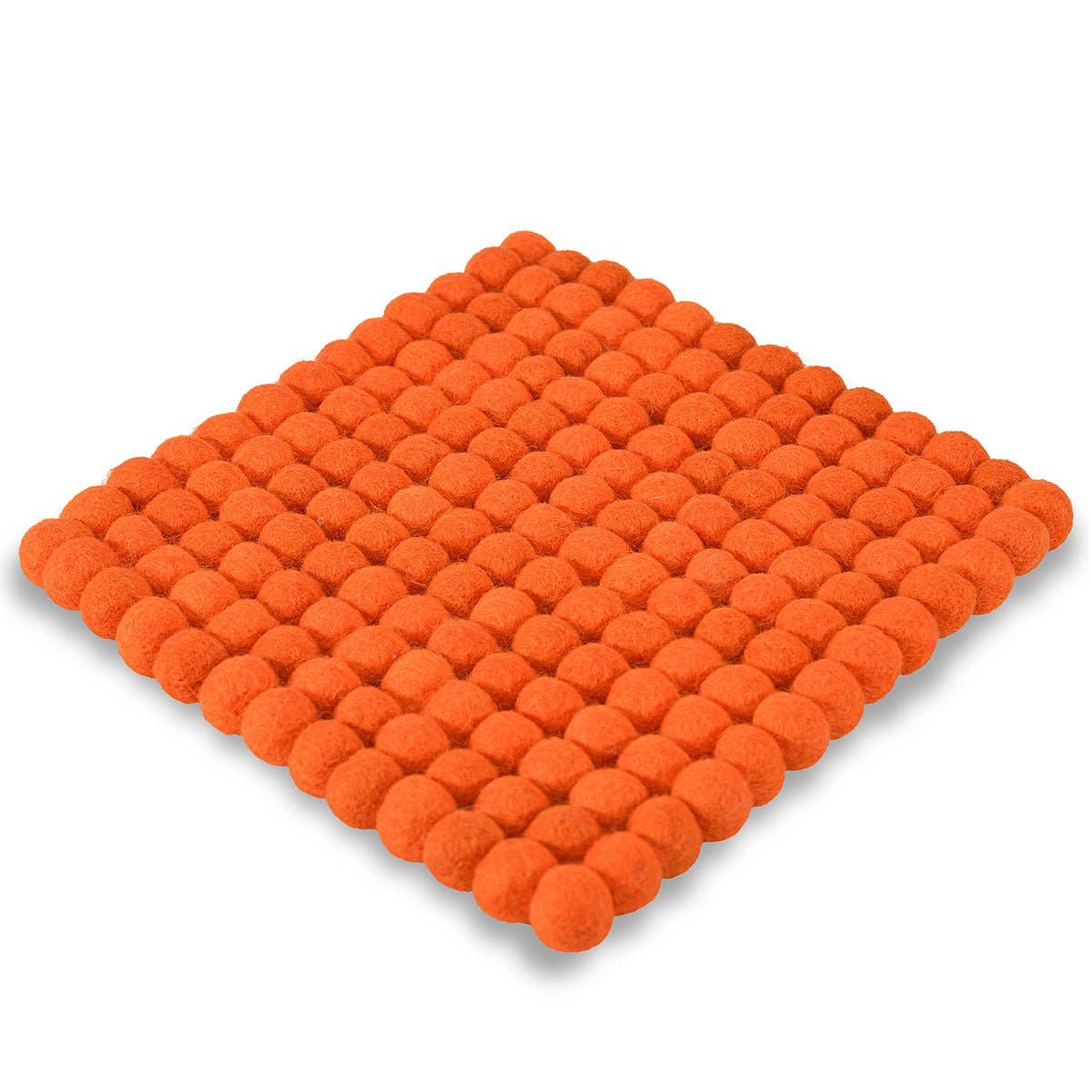 BNB Crafts Inc. - Vente Dessous-de-plat - Dessous de plat carré à pompons solide de 8,5 po (10 options de couleur)1