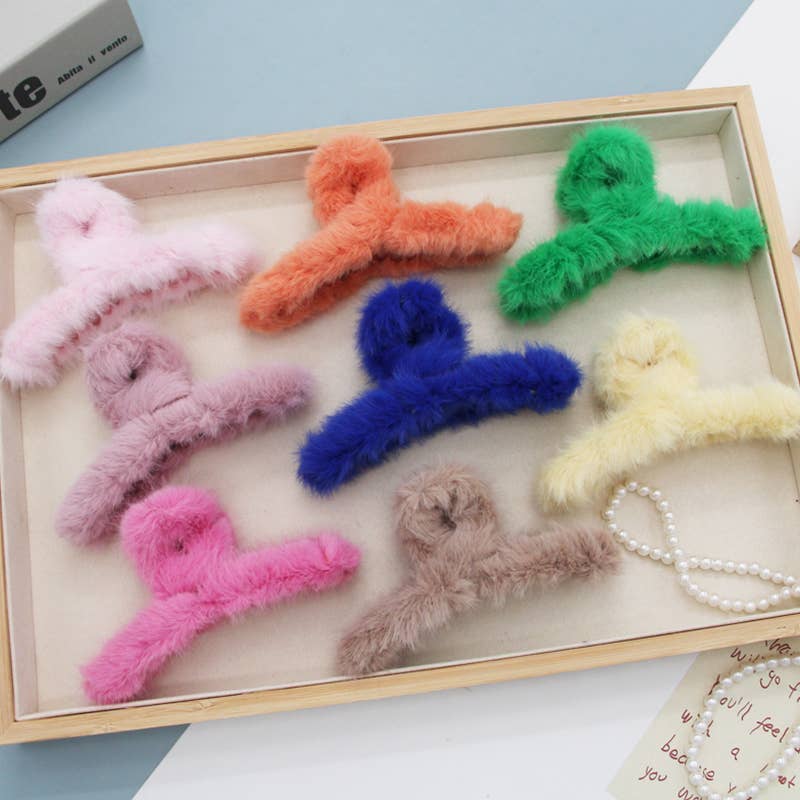 ACCITY - Wholesale Hair Clip - Women's - MULTICOLOR FAUX RABBIT FUR HAIR CLAW CLIP TWIST_CWAHA015325
