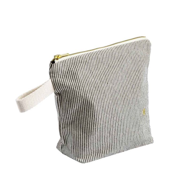 Finette Caviar Toiletry Bag Pm for wholesale by Maison Vivaraise & La Cerise sur le Gâteau