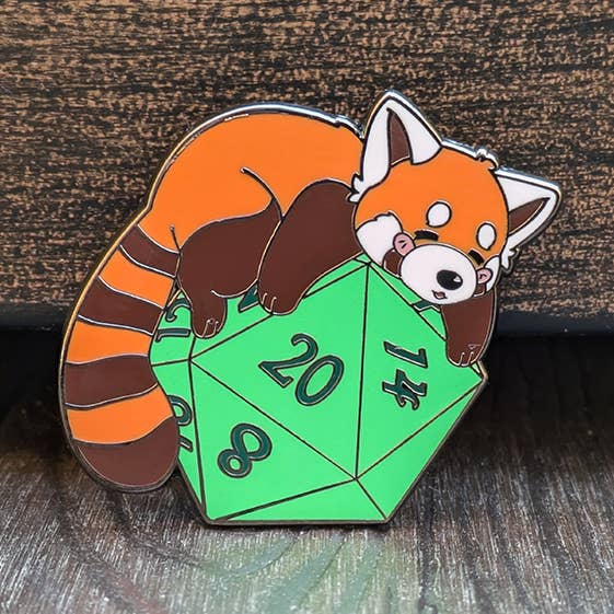 Panda rosso che dorme su spillo in smalto duro D20, 1,5"     per la vendita all'ingrosso da parte di Mimic Gaming Co