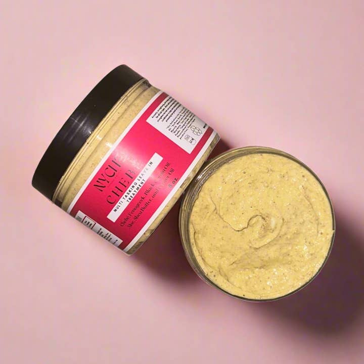 Chebé & Fenegriek - Multitasking Vochtinbrengend Haarmasker Met Moringa & Zwarte Komijnzaadolie voor wholesale door Nyche Hair LLC