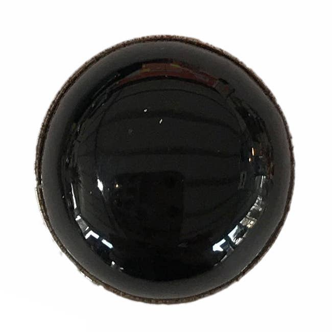 K-YOU - sort turmalin cabochon fra Brasilien for engroshandel hos La Boîte à Cailloux