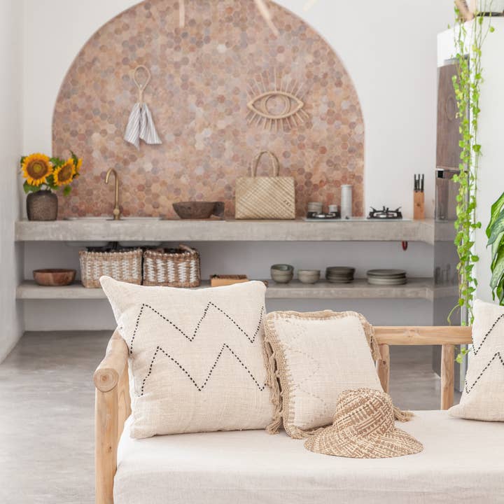 Village Thrive – wholesale Bucket hat – Women's – Woven Bucket Hat in Amber Ombre5