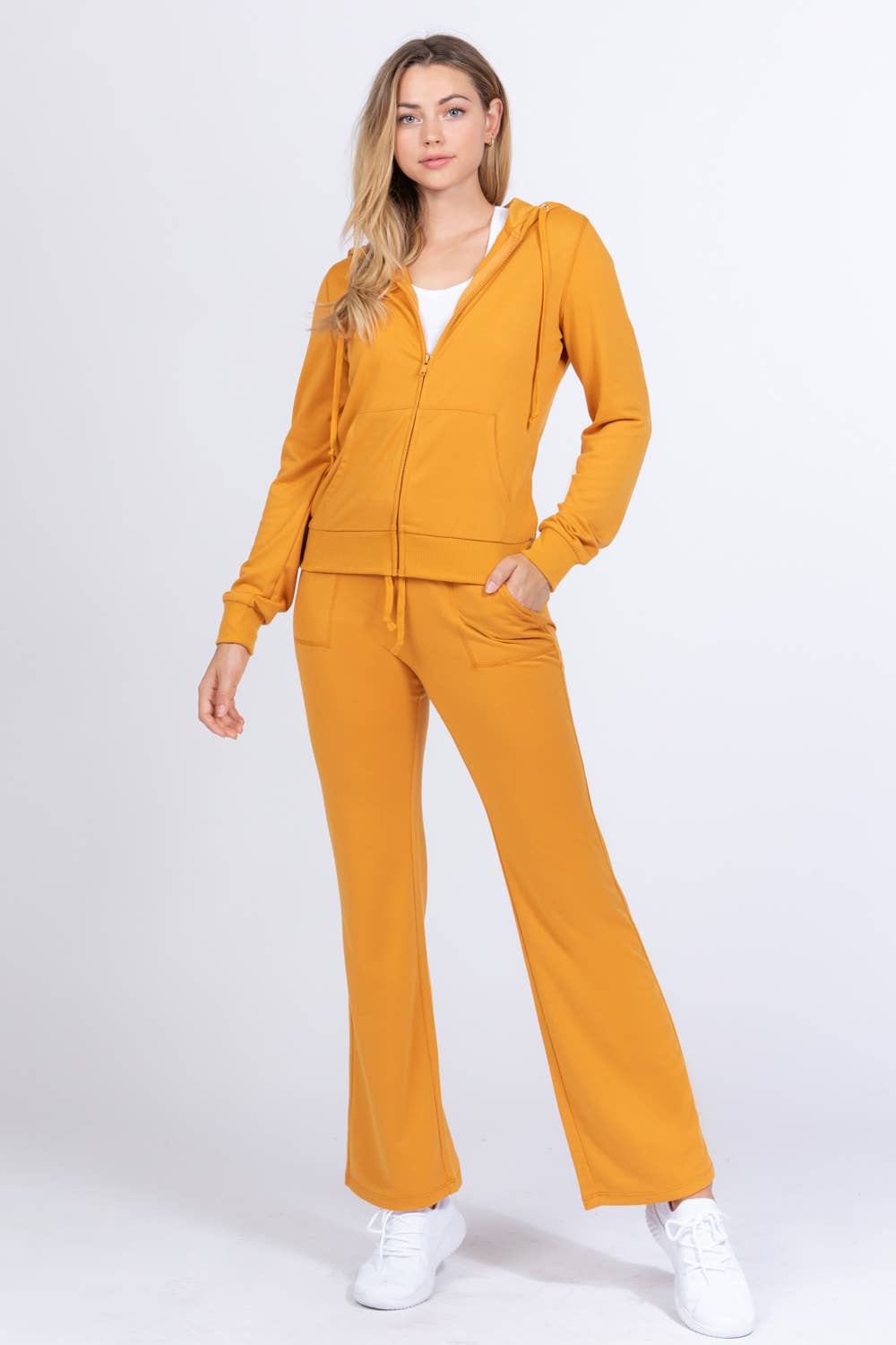 Active Basic | Active USA - Wholesale Lounge Set - Women's - Long Sleeve Hoodie Jacket & Pants Sweatsuit Set  14