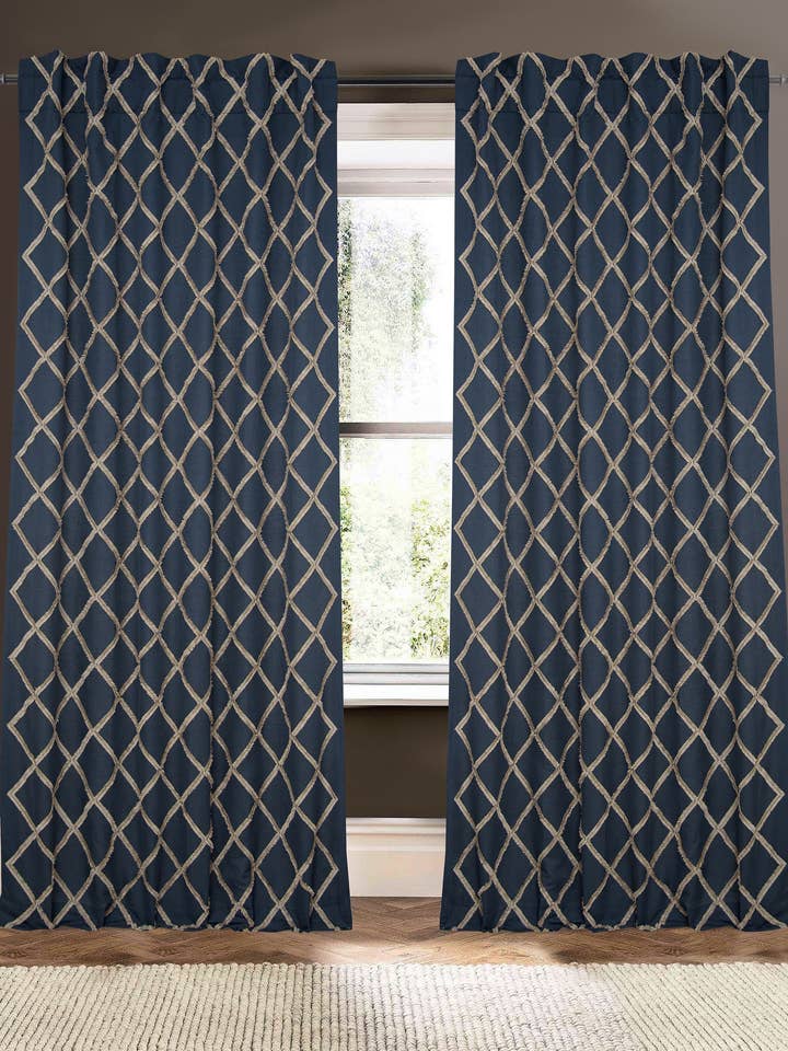 Cortina de Mezcla de Lino y Algodón Cosmo Ombre Azul 108" para venta al por mayor de Creative Threads, Inc.