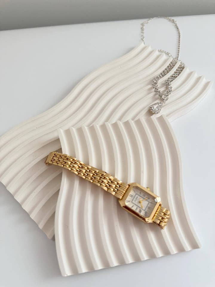 Golf Gebogen Eco Pleisterhars Vanity Tray - Minimalistisch Decor voor wholesale door The lines studio