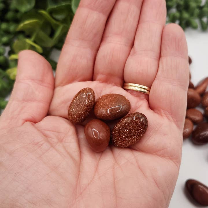 Meraki Gemstones - Wholesale Spiritual Stone/Crystal - Goldstone Tumbled Gemstones 10-20mm (0.5kg/1.1 lbs.)5