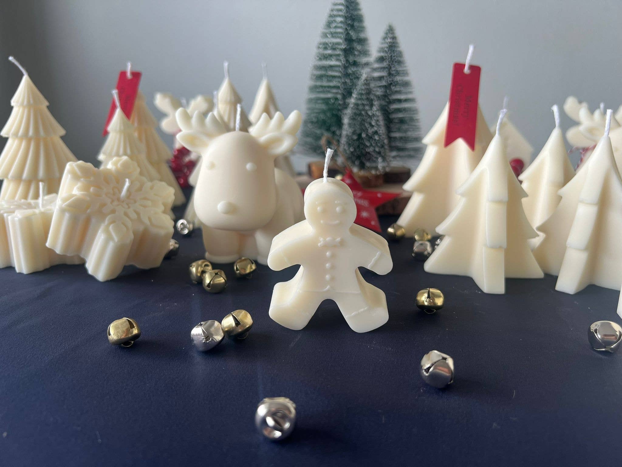 Kaze Creation Studio - Wholesale Pillar Candle - Christmas Gingerbread Man Candle - small