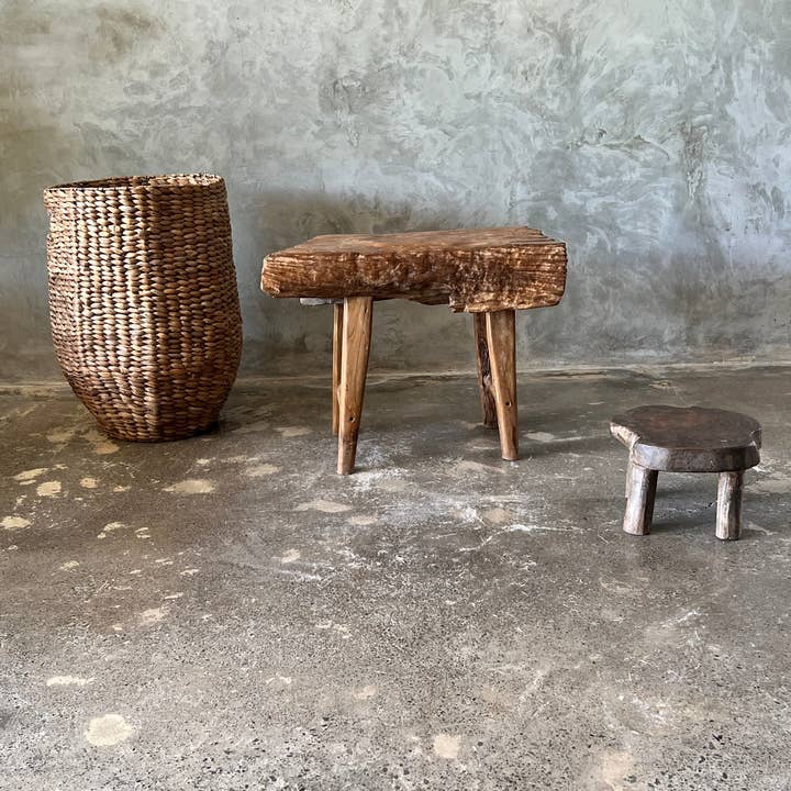 Office Objets - Wholesale Bench - Small organic bench in blonde Asian teak with four legs - Sepuluh27