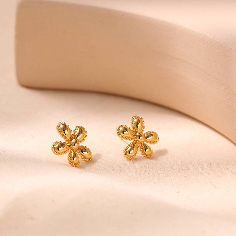 Simple Floral Gold Plated Stud Earrings DPJE1242 for wholesale on Faire4