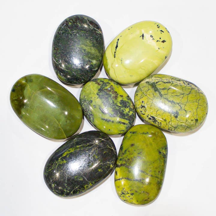 Quasar Gems USA - Wholesale Spiritual Stone/Crystal - Serpentine Pillows Palm Stone 1/2Kg 1.1lbs