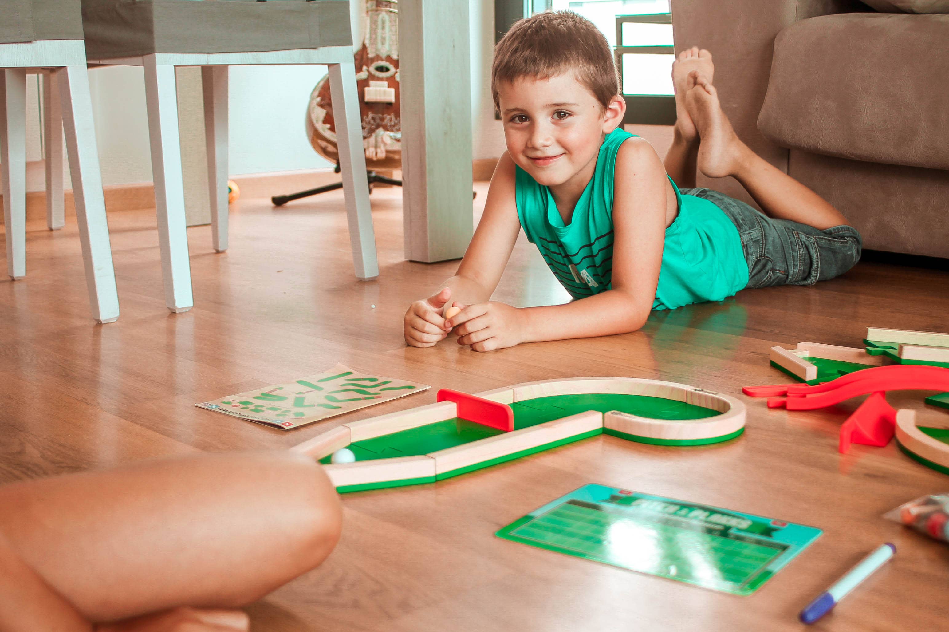 Plakks - Wholesale Board Game - PITCH&PLAKKS | Wooden table mini golf set9