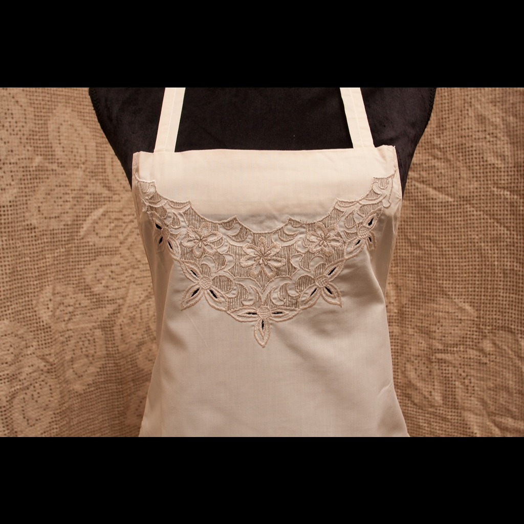 Eastern Sunrise Lace And Linens Inc. - Wholesale Apron - Retro Apron 1950 Style Ecru Embroidery2