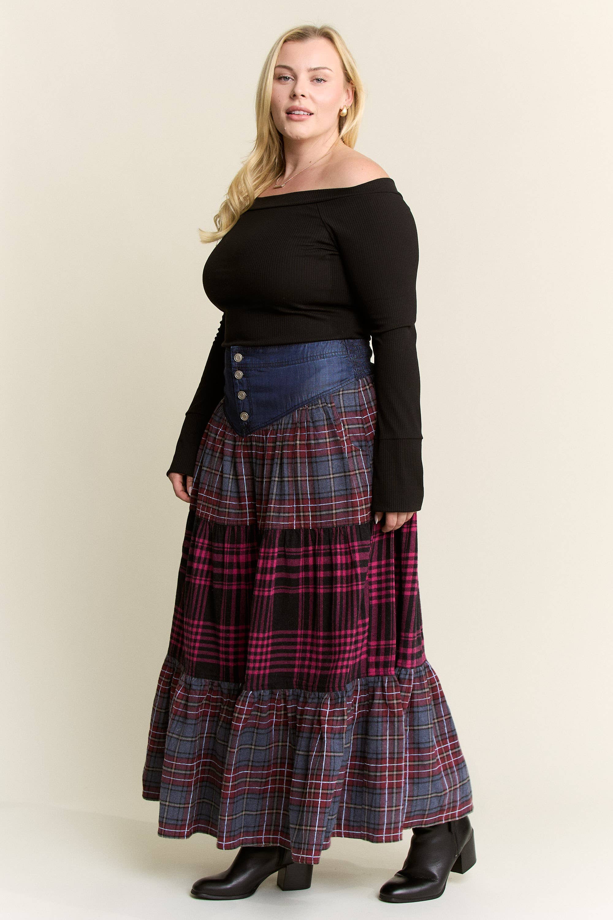 JADE BY JANE PLUS - Wholesale Skirt - Women's - Plaid Tiered Skirt (Plus size)3