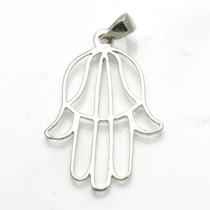 Grand pendentif Hamsa moderne en argent sterling pour la vente par Bareket Fine Jewelry