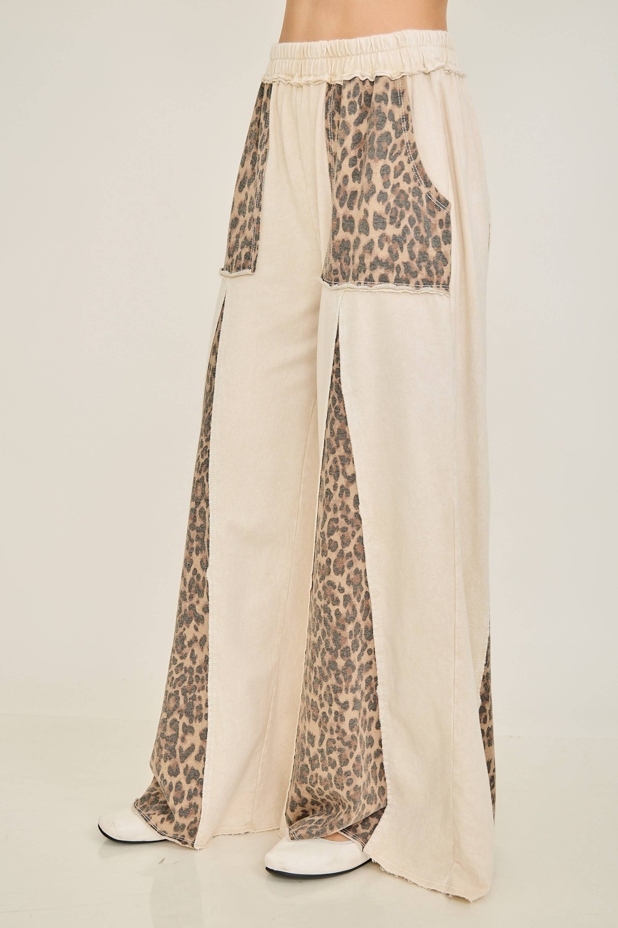 J.Her - Wholesale Pants - Women's - Mineral Washed Leopard Animal Print Flare Pants HP5783P18
