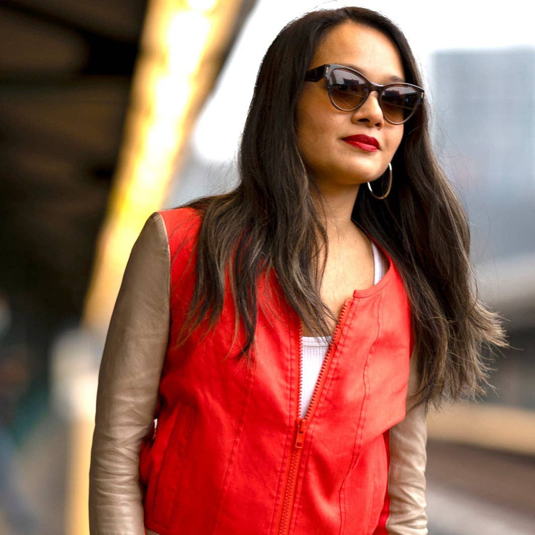 Yunizon Eyewear - Wholesale Sunglasses - Women's - Vamp4