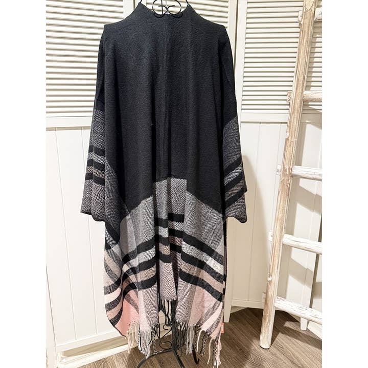 Love and Repeat - Vente Poncho – femme - Poncho à franges à carreaux7