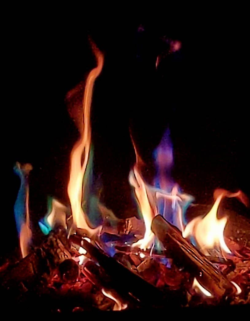 DR Flame Ltd - Wholesale Fire Pit - Original Colour Flame Pellets - Blue/Green6