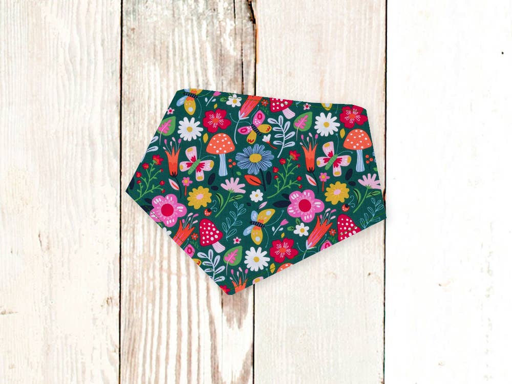 BibbyBubby - Wholesale Pet Bandana - Dog - Whimsy Dog Bandana (Snap-on, adjustable, 3 sizes available)