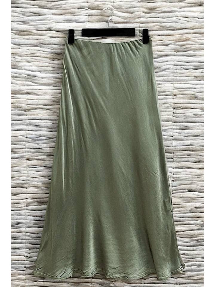 LOOWIE - Wholesale Skirt - Women's - ESS Italian Viscose Satin Bias-Cut Midi Skirt - 18 Colors4