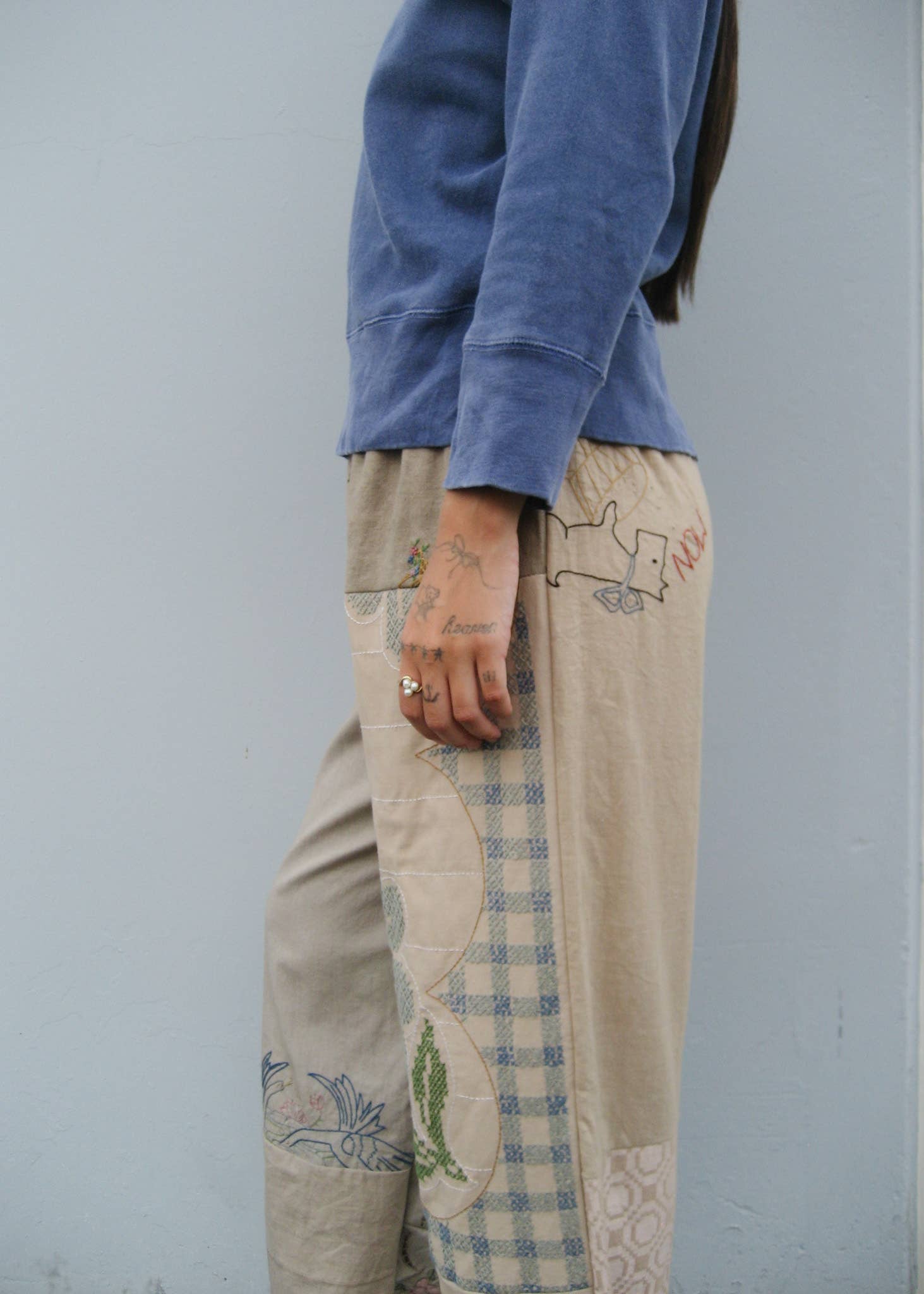 Classique Ensemble de Pantalons Brodés Assemblés en vente sur Faire9