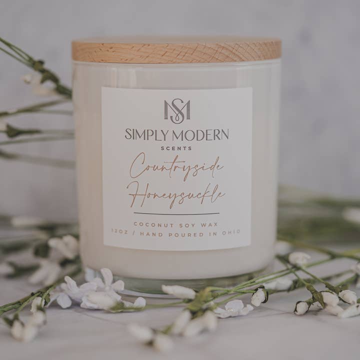 Madreselva del Campo | Vela de Cera de Coco con Mecha de Madera para venta al por mayor de Simply Modern Scents