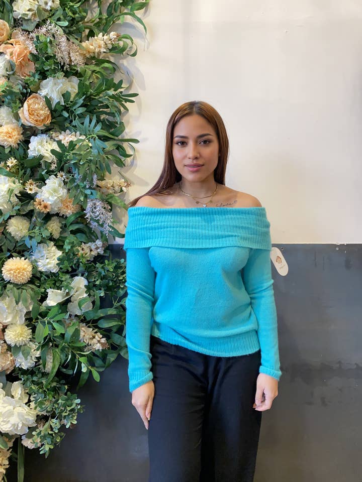 MAGNVS - Wholesale Knit Sweater - Women's - 0641 KNIT SWEATER WITH COWL NECK8