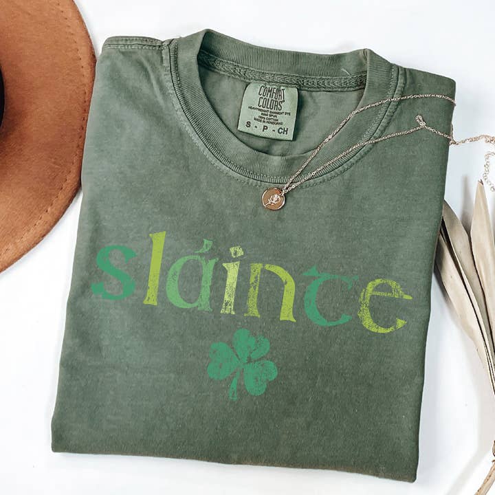 TheKingShirt - Wholesale Graphic Sweatshirt - Women's - Slainte Lucky St Patricks Day Shamrock Funny Irish Shirt2