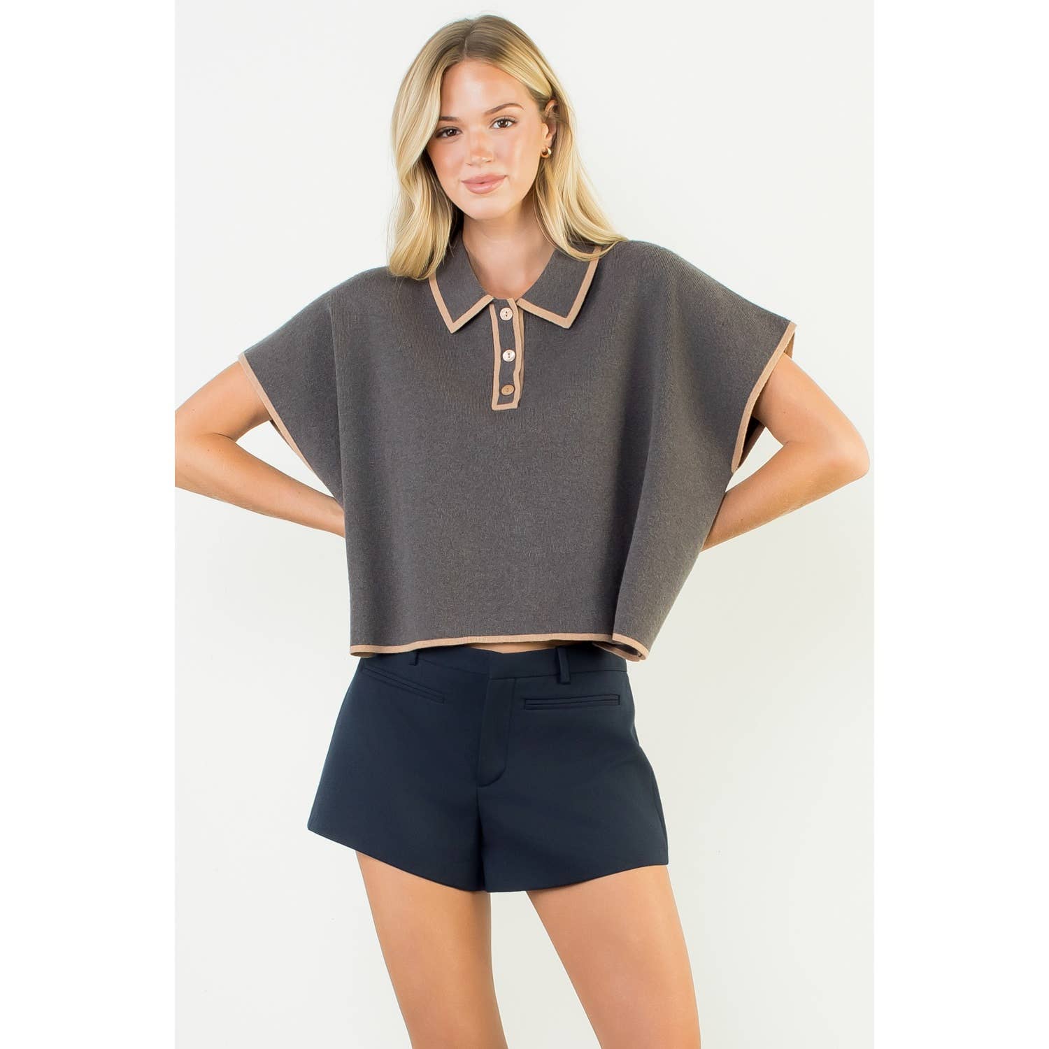 THML - Wholesale T-Shirt - Women's - Short Sleeve Collared Top6