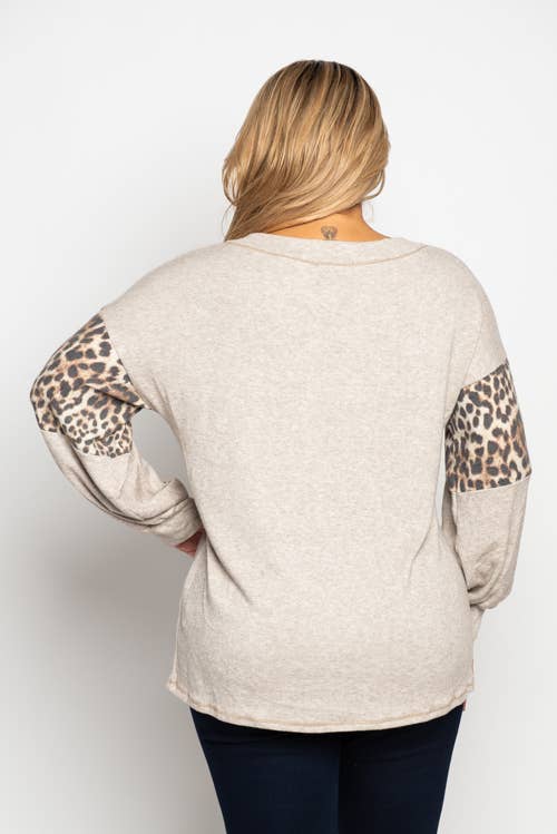 Curve Market - Vendita all'ingrosso Tunica - Donna - TOP A MANICHE LUNGHE CON MOTIVO CHEVRON LEOPARDATO TAGLIE FORTI2