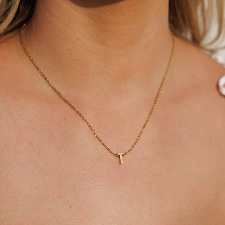 Silk oil of Morocco - Wholesale Pendant/charm necklace - Initial Necklace | Amici by Ella20