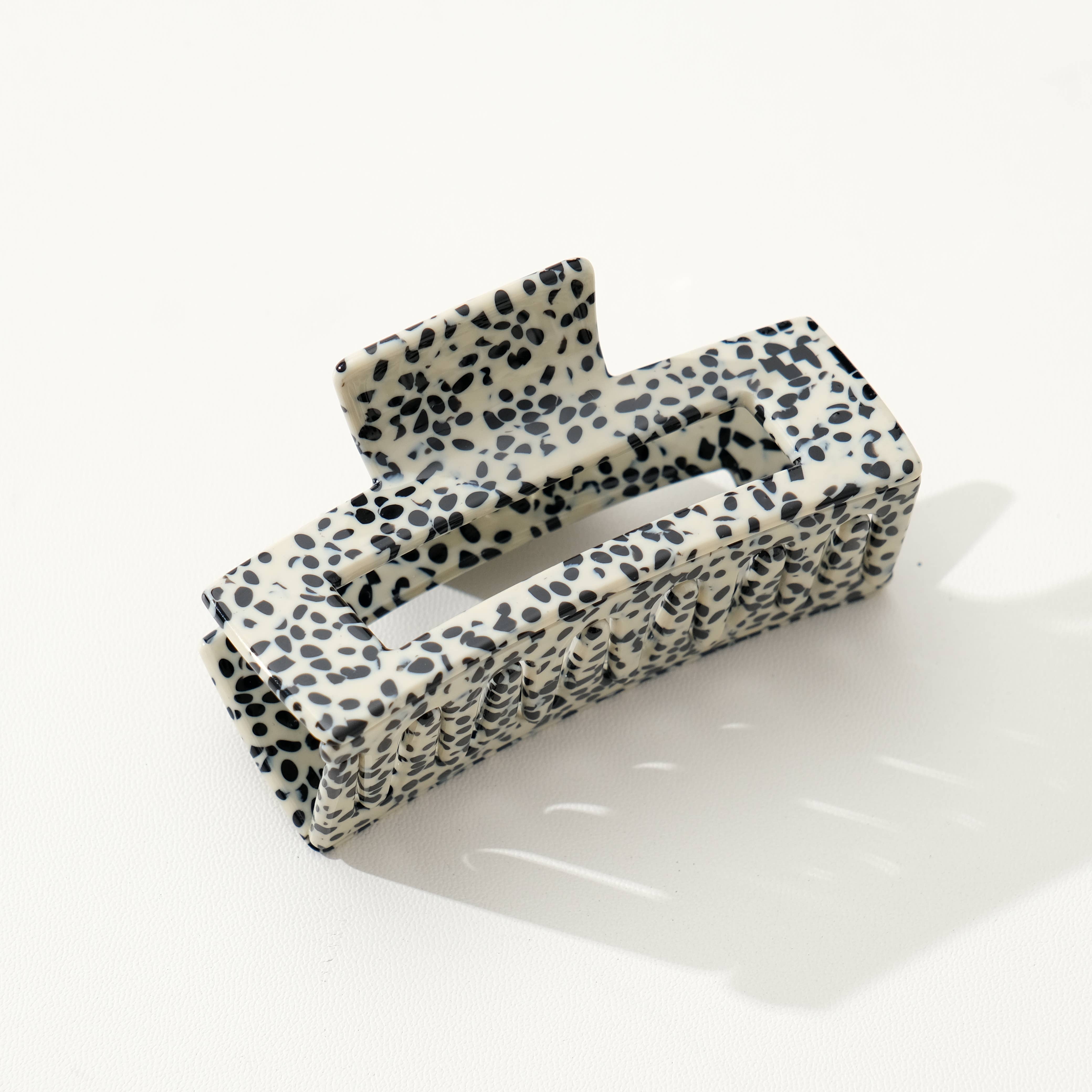 Assorted Luna Medium Core | Classic Medium Rectangle Claw Clip for wholesale on Faire3