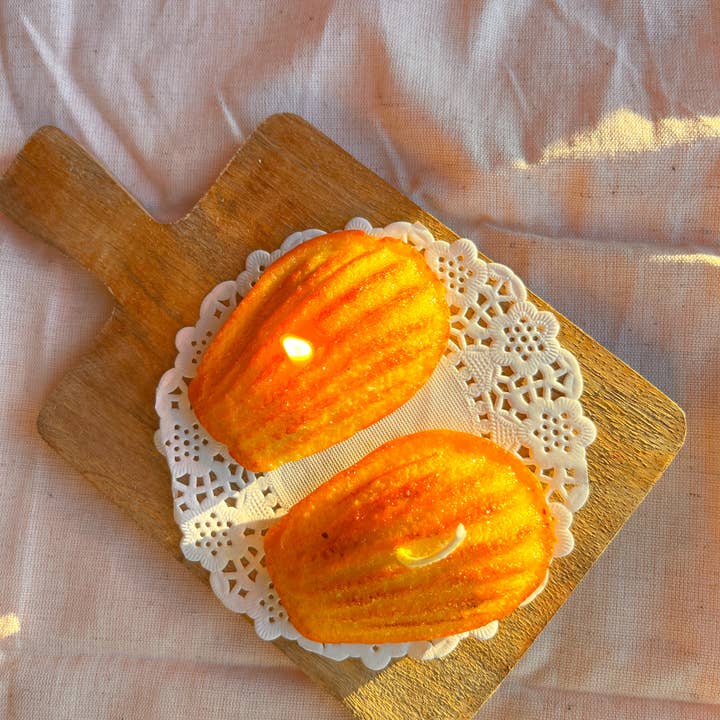 The Wednesday Co - Wholesale Novelty Candle - Dulce Madeleines - Set of 2 Madeleines Candles