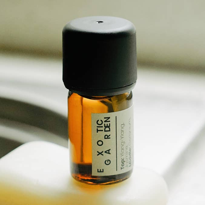 Exotic Garden – Essential Oil Blend · 5ml for wholesale by nubes