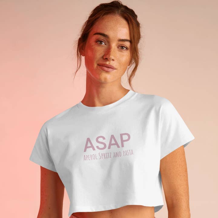 Feel Good Prints – wholesale T-shirt (graphic) – unisex – Aperol Spritz and Pasta Funny Crop Top T-shirt8