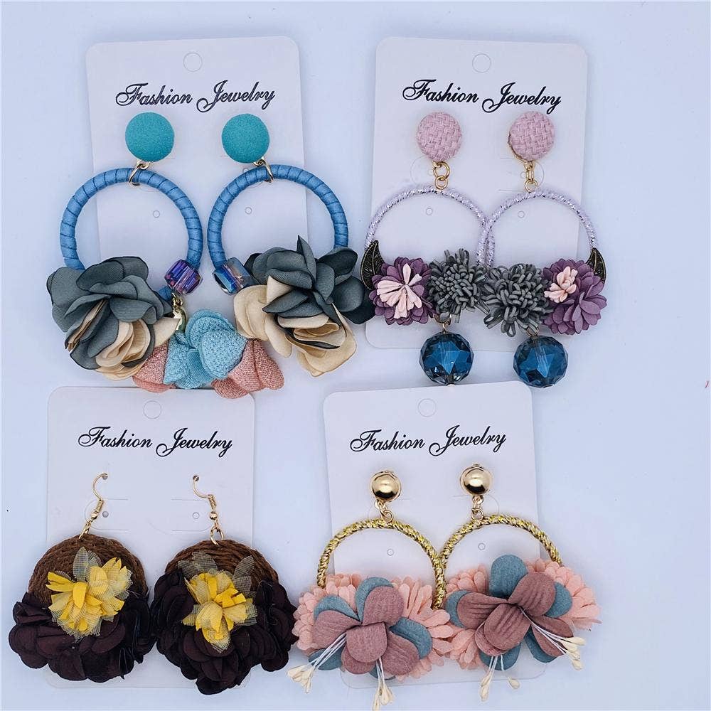 Mio Queena - Venta al por mayor Pendientes colgantes - Pendientes de corona de flores hechos a mano retro3