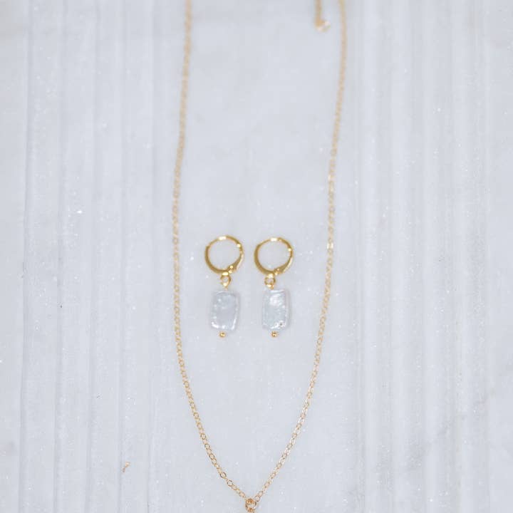 Reva Grey - Wholesale Pendant/Charm Necklace - Pixi necklace