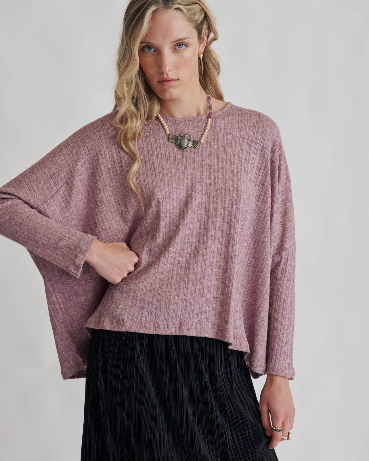 Malahierba - Wholesale Knit Top - Women's - Top Mely. Maxi wide sweatshirt jersey1