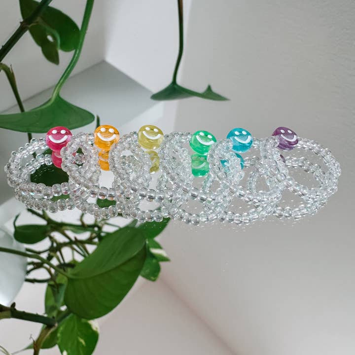 "Miley" ring made of clear glass beads for wholesale by cool people club