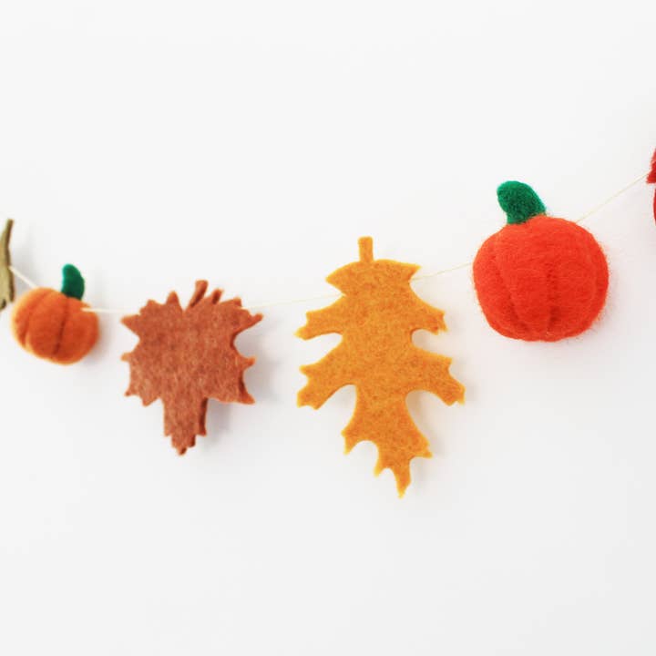 Autumn Leaf and Pumpkin Garland 150cm for wholesale by Fiona Walker England