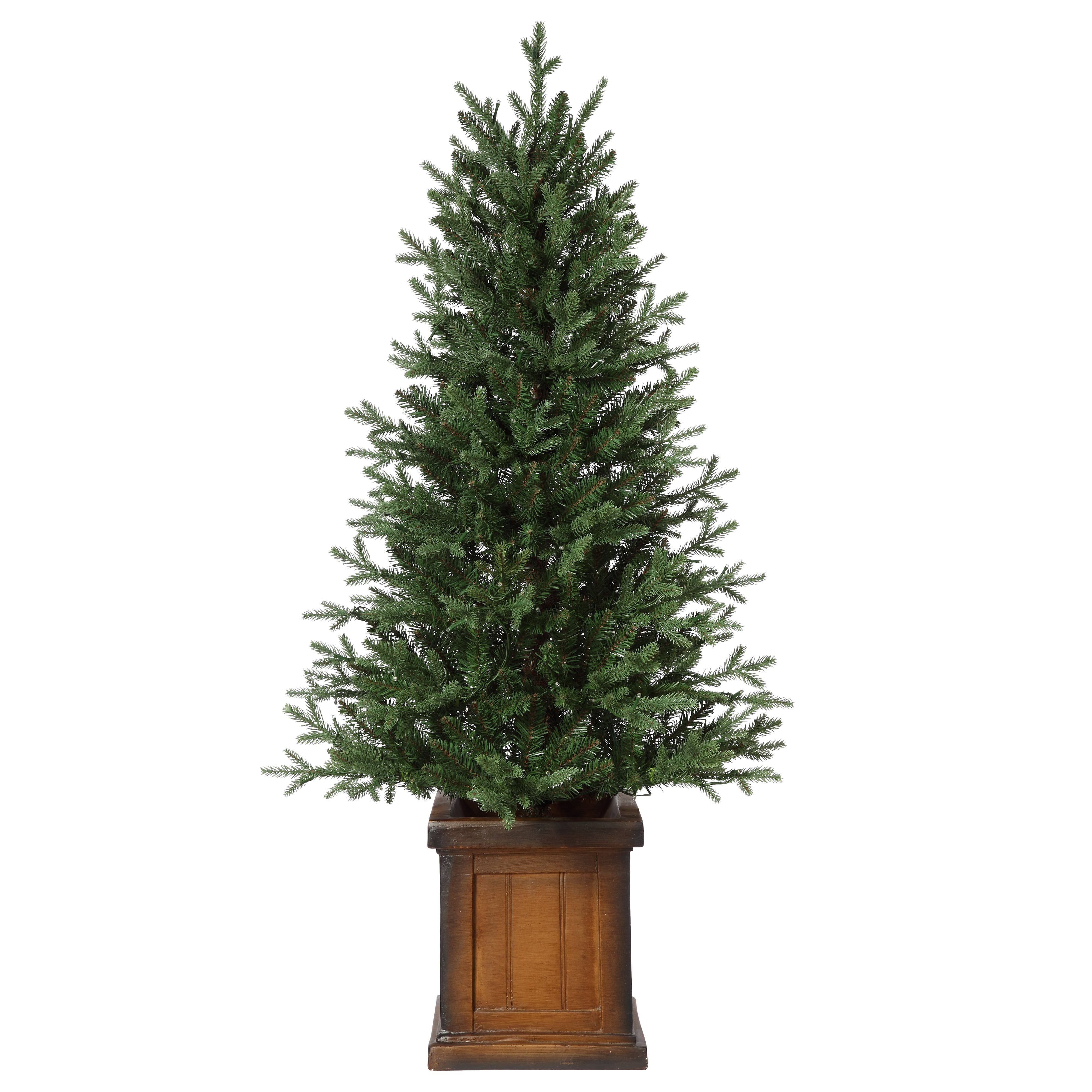 Haute Decor - Wholesale Artificial Christmas Tree - 4.5 Foot Pre-Lit New Haven Fraser Fir Potted Tree1