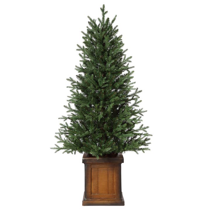 Haute Decor - Wholesale Artificial Christmas Tree - 4.5 Foot Pre-Lit New Haven Fraser Fir Potted Tree1