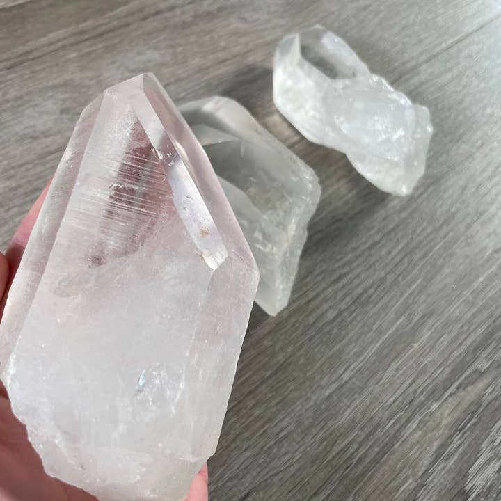 Keystone Crystals - Wholesale Spiritual Stone/Crystal - Raw Lemurian Quartz Crystal Points Wholesale  – Bulk Lots8