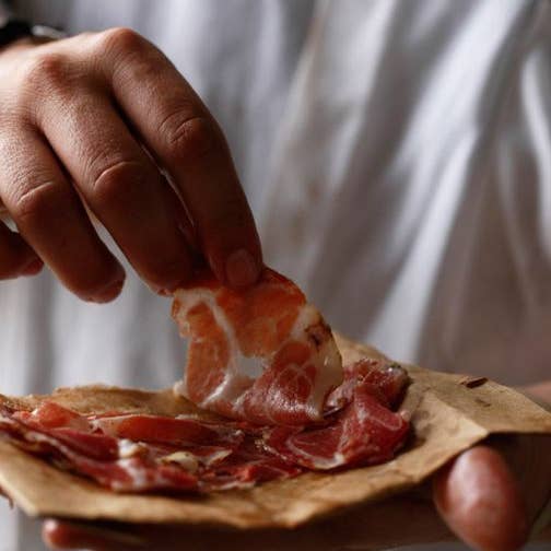 I sapori di una volta s.r.l.s - Wholesale Salami - Tesa Bacon4