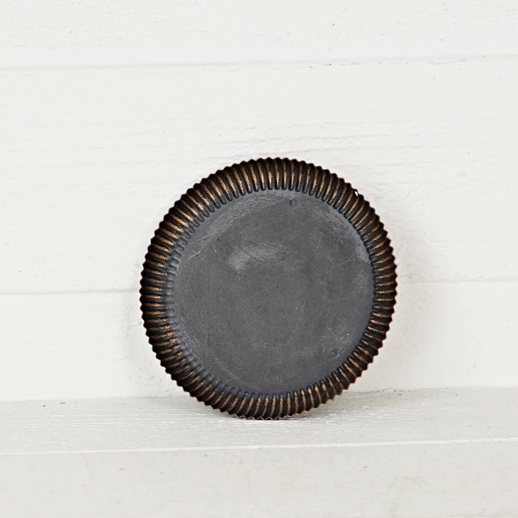 Impressive Enterprises, Inc. - Wholesale Candle Holder - 570761- Black and Gold Metal Raised Tart Pan-6"D x 1.25"H2