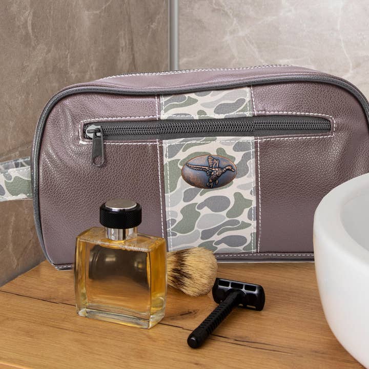 Zep-Pro - Wholesale Toiletry Bag - Men's - Mallard Brown Pebble Old School Camo Men's Toiletry Dopp Bag.6