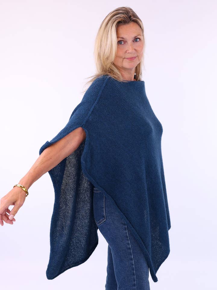 Cadenza Italy Ltd - Wholesale Poncho - Women's - Alpaca Blend Poncho10