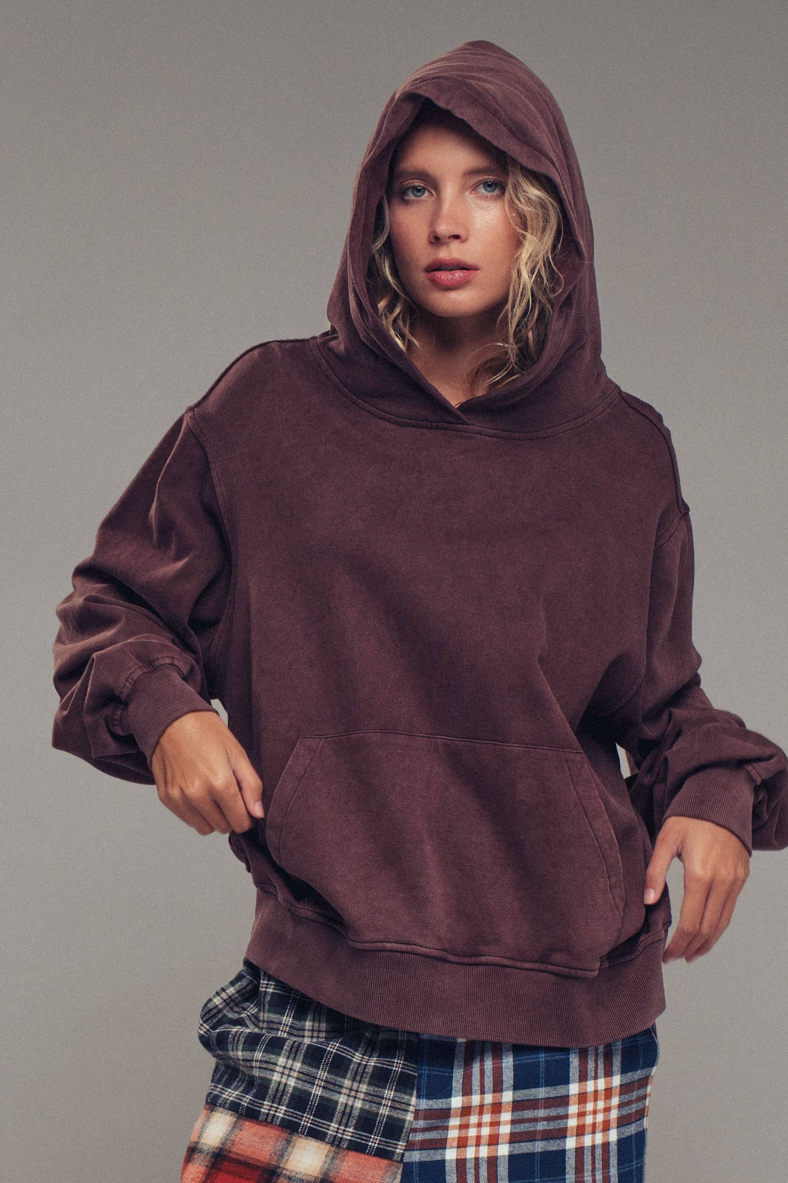 Urban Daizy - Wholesale Hoodie - Women's - Vintage Wash Oversized Brushed Hoodie10