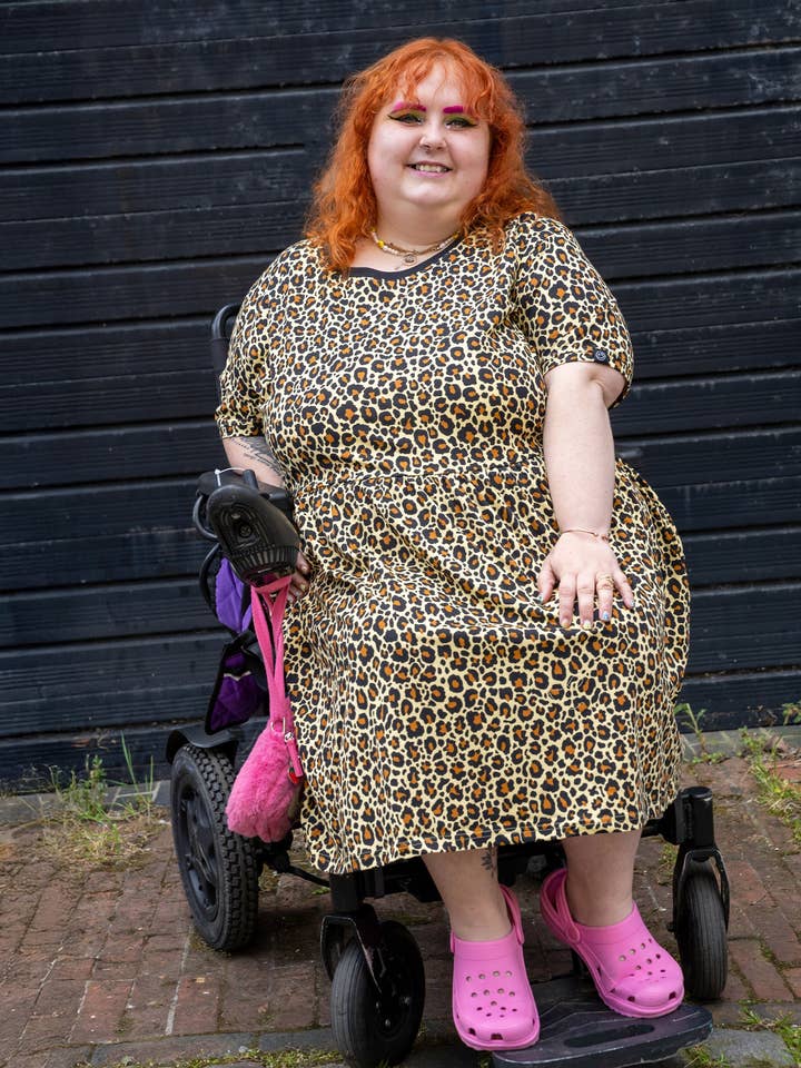 Rebel Romance - Wholesale Dress – Women's - Rebel Romance Classic Leopard Stretch Smock Dress9